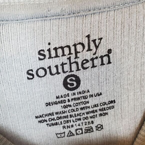Simply Southern Light Gray Mama Vibes Sweatshirt Size Small - Picture 5 of 7